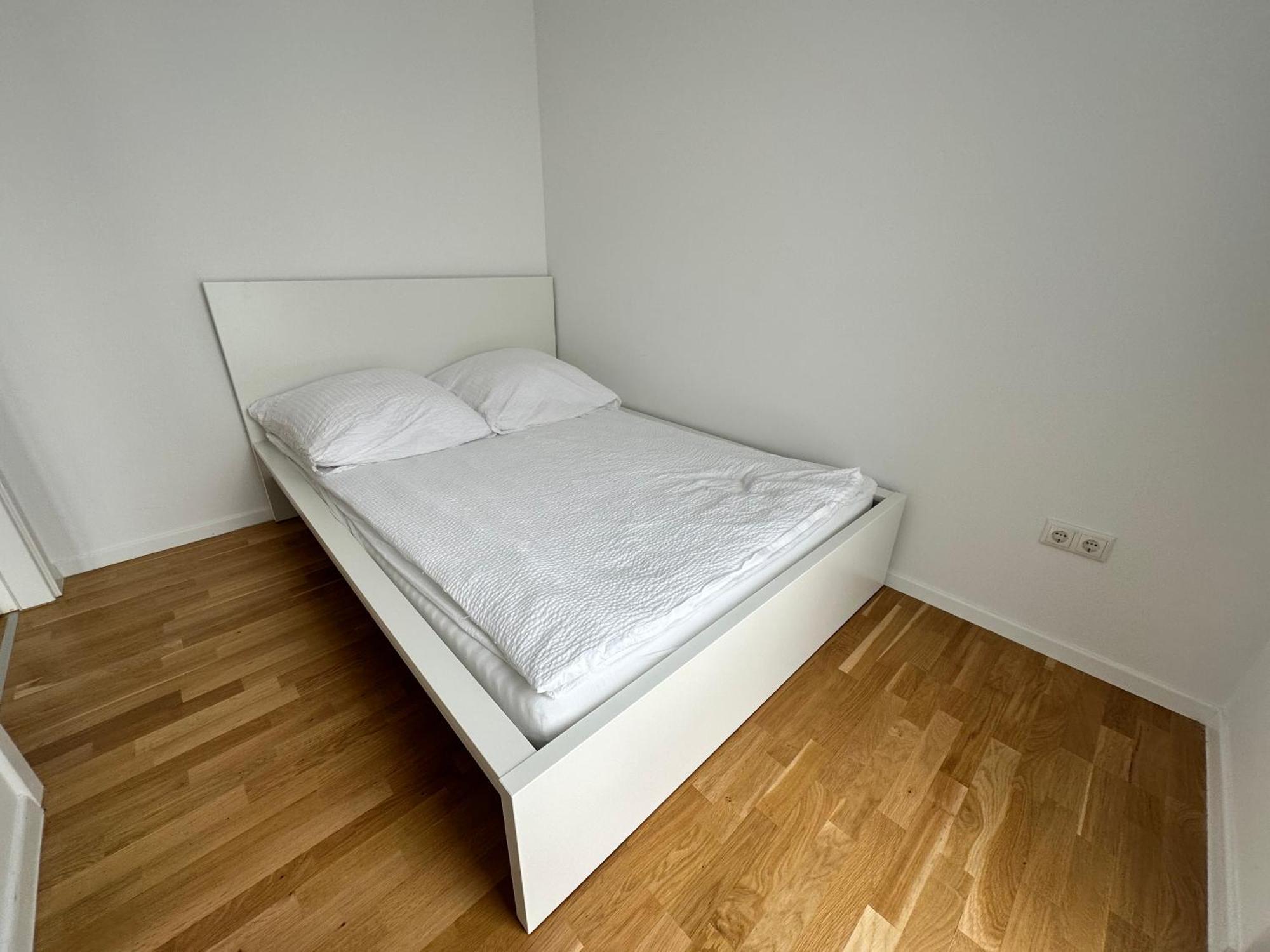 Modernes Apartment I Parkplatz I Terrasse Blumberg Exterior photo